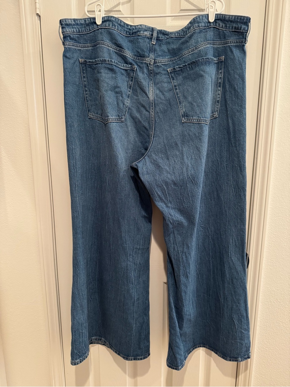 Old Navy Jeans NWOT Extra High Rise Super Wide Leg Denim Plus Size 24 - Picture 3 of 5